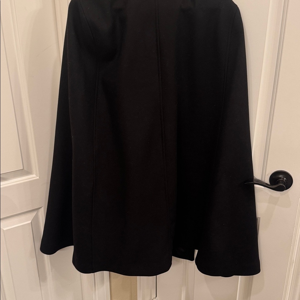 Zara Women's Black Cape Coat with Gold Accent - Picture 5 of 6